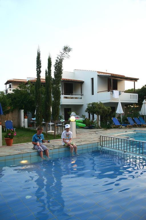 Proimos Maisonnettes Platanias  Exterior photo